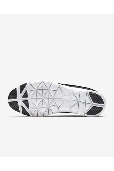 Nike Aq8227-001 Flex Essential Running and Walking Shoes