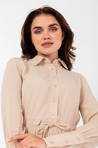 PASTELASTORE Béžové letní dámské šaty se zapínáním na knoflíky ze 100% viskózy 1106