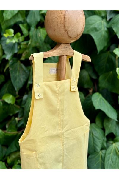 Weeny Muse Linen Salopet - Shorts with Pockets and Straps