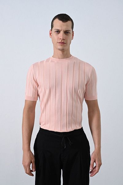 İLKCET MODA Premium Πλεκτό T-shirt - Λεπτομέρεια ρίγες