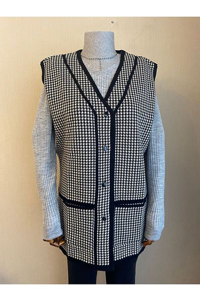 TEK Young-Mom Vest - Goose Feet Patterned, Black Stone