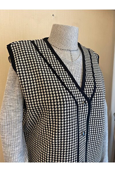 TEK Young-Mom Vest - Goose Feet Patterned, Black Stone