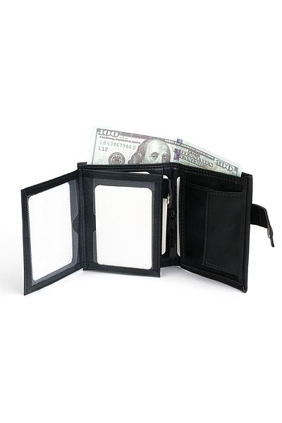 Monarch Men's Wallet with Snap Detail