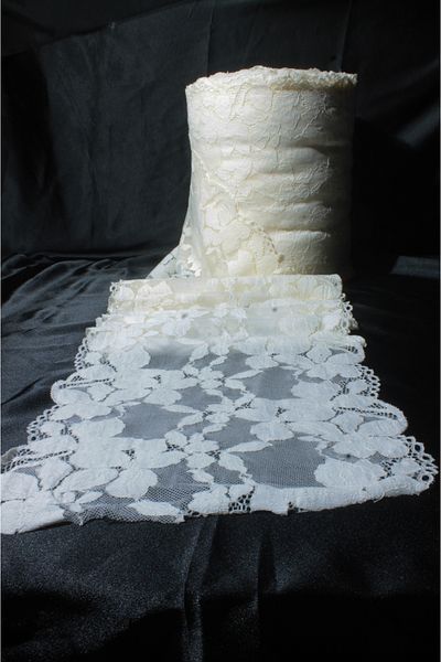 ÖZPAŞ TEKSTİL VE AKSESUAR Lycra Lace Cream Net of Flowers 22cm