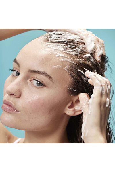 SEPHORA 90% Natural Shampoo - Collection Exfoliant Scrub, Cleansing and Purifying 200ml