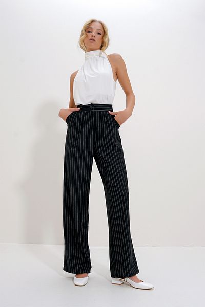 Trend Alaçatı Stili Schwarze gestreifte Palazzo-Hose für Damen - Doppeltasche Alc-X12662