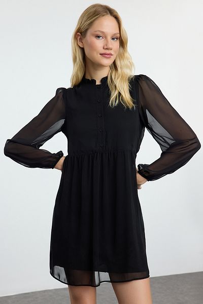 Trendyol Collection Černé zimní šaty s hladkým popruhem TWOAW25EL00352