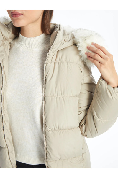 LC Waikiki Ecru Hooded Women's Puffer Jacket - Vision