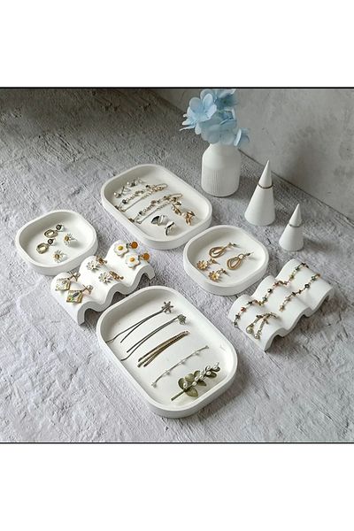 Minima Art Studio Jewelry Plate Organizer Plate Set