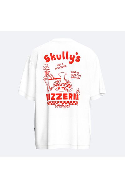 Shout Skully's Pizzeria Unisex Oversize T-Shirt