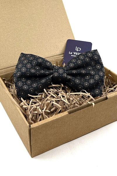 Kravatkolik Black Motif Pattern Large Bow Tie P1831