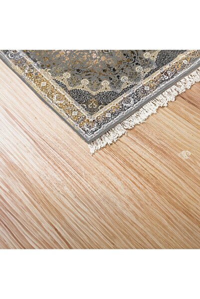 In House Liza | Luxurious Rectangular Decorative Carpet, Multicolour