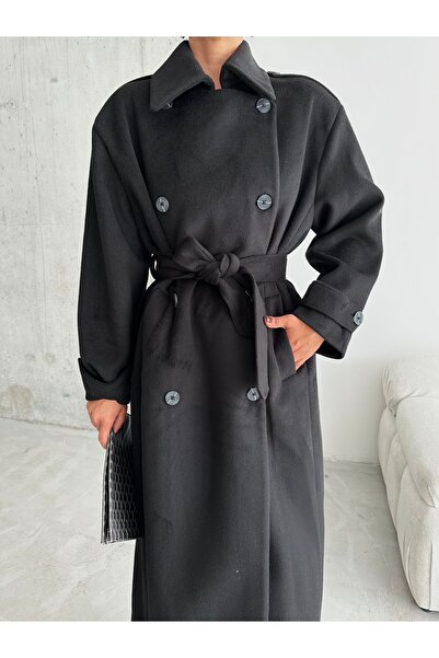 Laluvia Černé nárameníky dlouhý kabát s knoflíky a páskem-54476