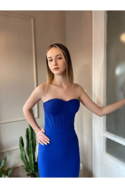 Genel Markalar Duble Krep Göğüs Drapeli İnce Askılı Detaylı Saks Mavisi Abiye...