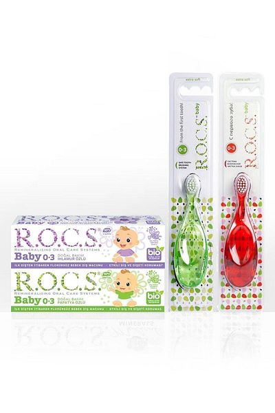 R.O.C.S. مجموعة العناية بالفم للأطفال من عمر 0 إلى 3 سنوات من روكس - أحمر/أخضر، 2 معجون أسنان و2 فرشاة أسنان