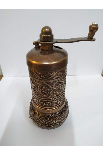 Turna Spice And Salt Grinder Copper