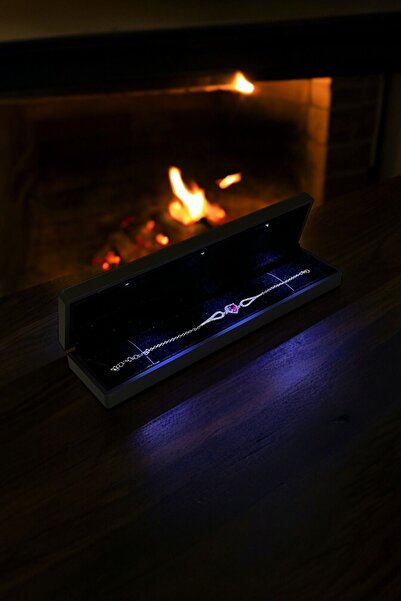 ADA LİFE GÜMÜŞ (IŞIKLI KUTULU)925 Ayar Gümüş Pırlanta Kalp Model Kadın Bileklik