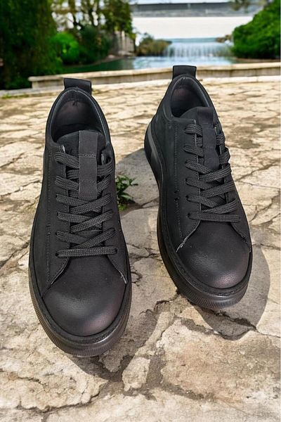 romex Tenis pentru bărbați - șireturi negre, vârf rotund, talpă groasă și detaliu cusut, confortabil și la modă