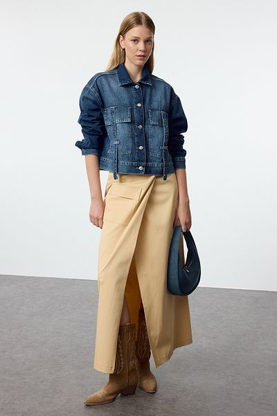 Trendyol Collection Синя джинсова куртка оверсайз з карманною кишенею TWOAW25CE00021