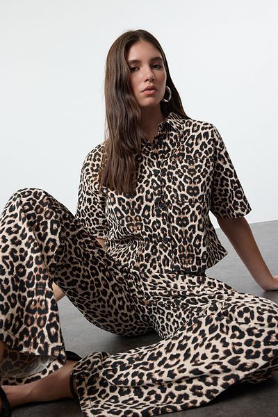 Trendyol Collection Többszínű leopárdmintás barna farmer ing TWOAW25GO00078