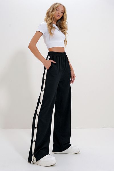 Trend Alaçatı Stili Pantaloni negri cu picioare late - buzunare duble și dungi, elastic ALC-X12713