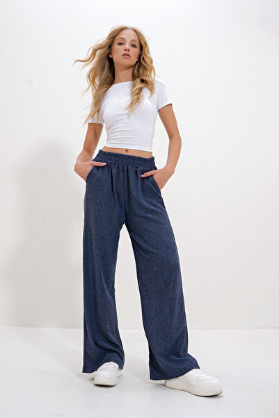 Trend Alaçatı Stili Kadın İndigo Yüksek Bel Lastikli Wide Leg Pantolon ALC-X12712