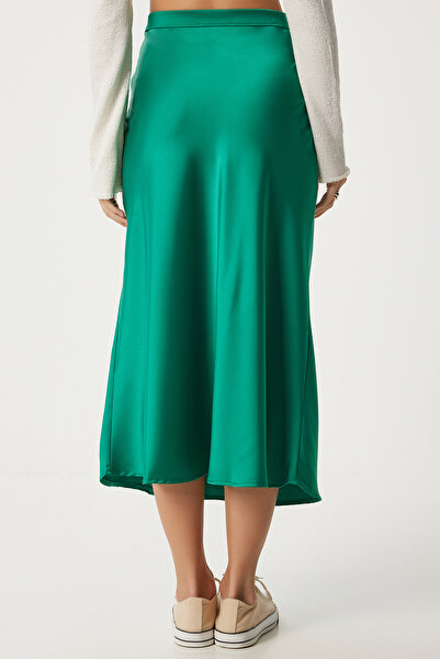Happiness İstanbul Fusta de damă din satin verde închis - FN03361