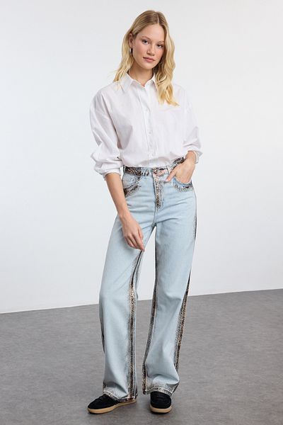 Trendyol Collection Blugi cu picioare largi cu imprimeu leopard metalic cu talie înaltă - Albastru deschis TWOAW25JE00324
