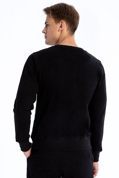 New Balance Men's Lifestyle Sweatshirt - Mnc1105-Bk