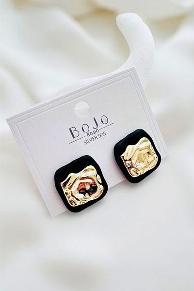 PETEK AKSESUAR BOJO Asymmetric Square Earrings - Minimal Design