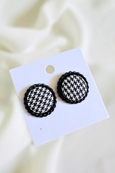 PETEK AKSESUAR Houndstooth Sand Design Earrings