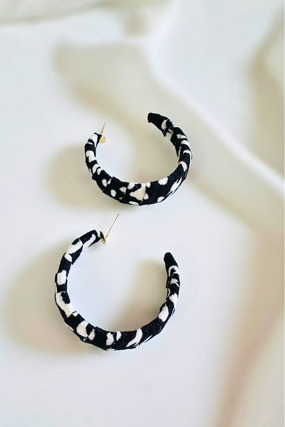 PETEK AKSESUAR Zebra Fabric Hoop Design Earrings