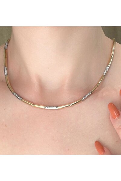 by milo jewellery 14 Ayar Altin 2 farklı renkli pırlanta taşlı tasarım kolye