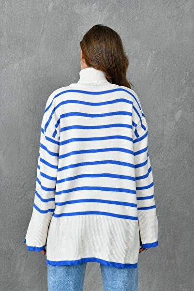 bayansepeti Pulover tricotat cu gât înalt cu dungi albastre supradimensionat - cu deschidere laterală, cu umăr dezactivat, cu mânecă lungă 2544