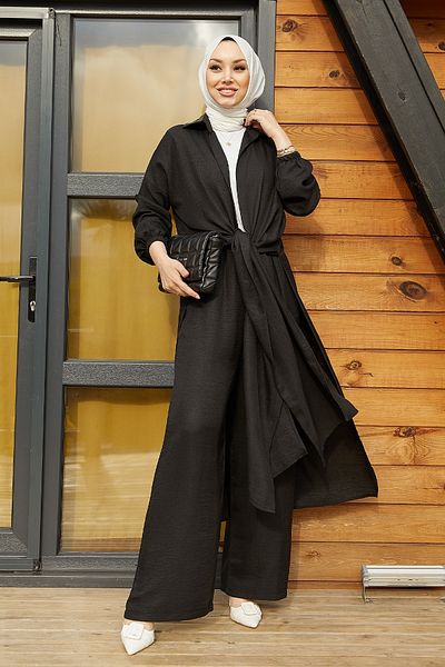 InStyle طقم كاجوال أسود مكون من قطعتين - تفاصيل الشق