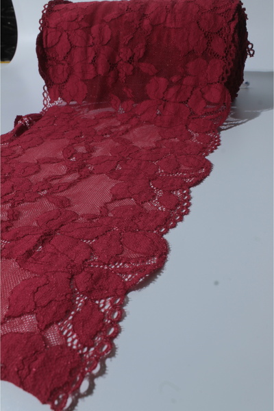 ÖZPAŞ TEKSTİL VE AKSESUAR Likralı Dantel Kırmızı Narin Çiçekler 22cm