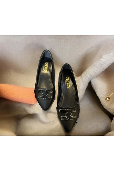 Lion Buckle Daily Comfortable Ballerinas