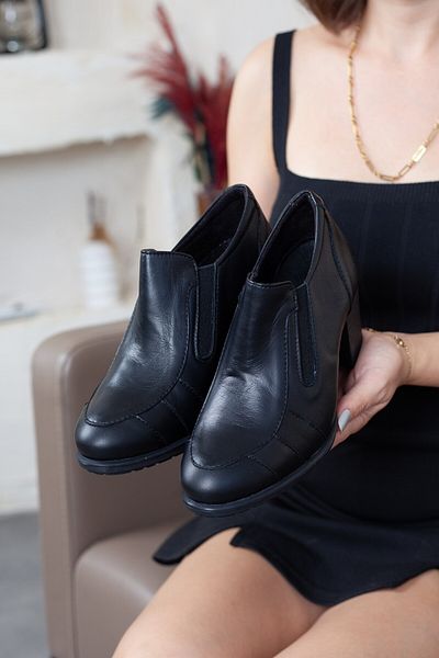 Mammamia Pantofi cu toc de damă din piele naturală - cu elastic lateral