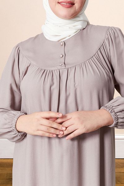 Ferace Φόρεμα Hijab από βισκόζη με γιακά μεγάλου μεγέθους - Υφασμάτινο πλισέ και πλισέ