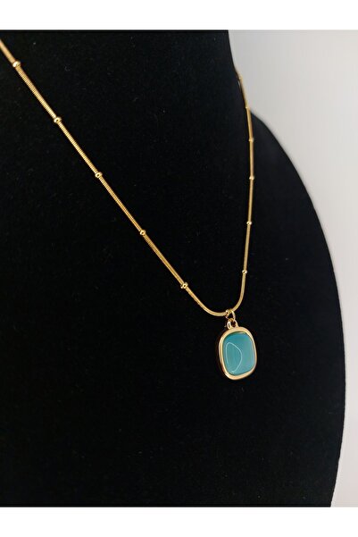 Romea قلادة مربعة الشكل من حجر دوريكا باللون الأزرق الفيروزي ومضادة للتشويه