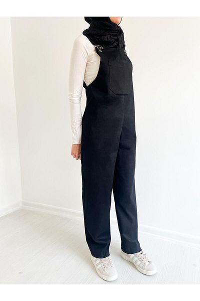 FREYA MODA Black Comfortable Cut - Jumpsuit with Front Kangaroo Pocket