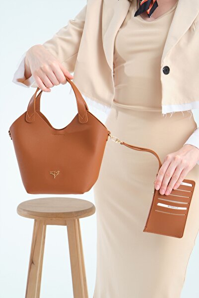 Garbalia Taška přes rameno s nastavitelným zapínáním na magnet Nairobi - Držák na karty pro miminko