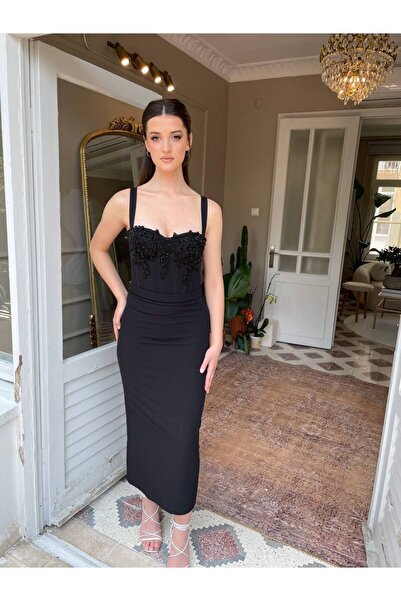 Genel Markalar Askılı Aplik Üstü Kristal Boncuk İşleme Detaylı Kalem Abiye Elbise