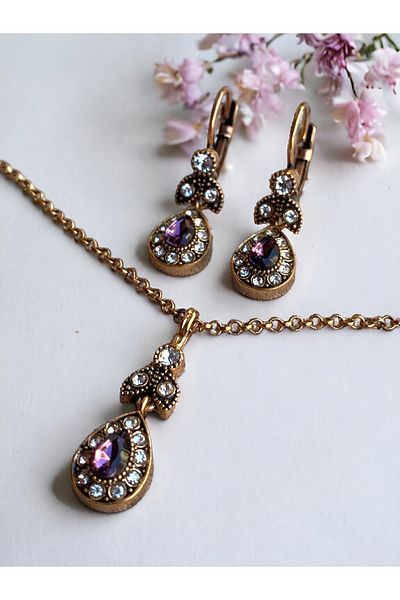 FAYRA ACCESSORIES Small Water Drop Crystal Rhinestone Necklace and Dangle Earrings Set
