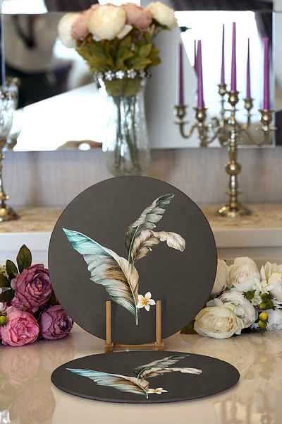 Realhomes 2-Piece Special Design Feather Motif Digital Printed Modern Round Plate & Placemat