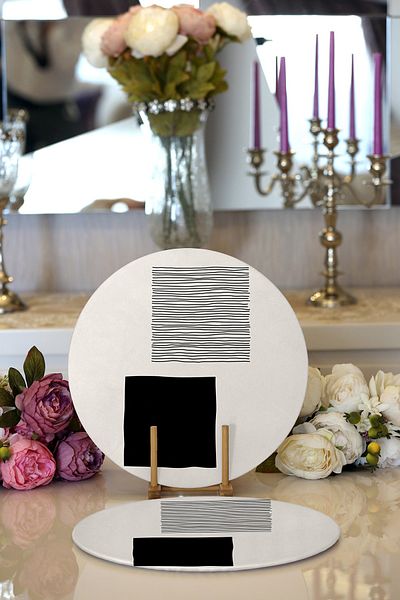 Realhomes 2-Piece Abstract Style Digital Printed with Onedraw Drawing Modern Round Charger & Placemat