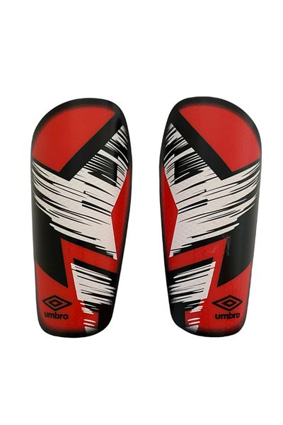 UMBRO Shin Guard Set