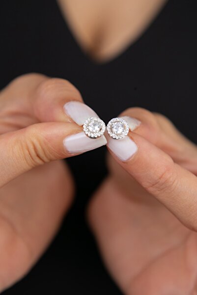 Elika Silver Kadın Tek Taş Detaylı 925 Ayar Gümüş Küpe