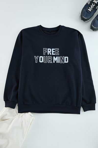 Trendyol Collection Темно-синій світшот з принтом з великою горловиною TMNAW25SW00159