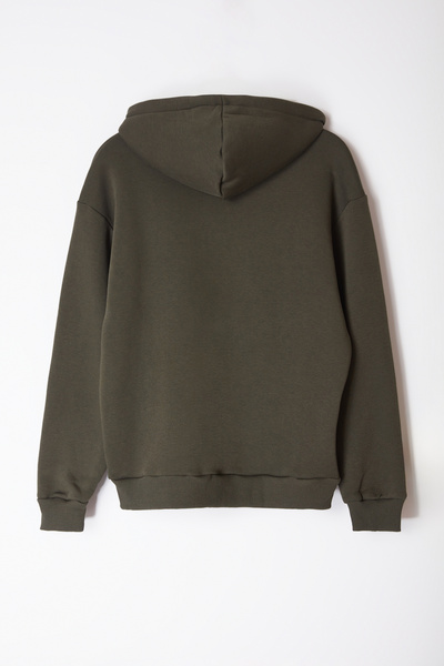 Trendyol Collection Флісовий світшот з вишивкою з великим капюшоном хакі TMNAW25SW00079